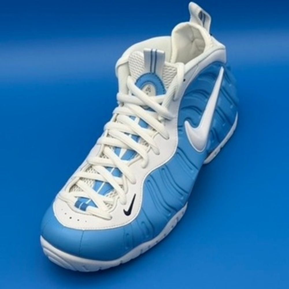 Nike Air Foamposite Pro University Blue White HF0794-400 Size 11.5 13W